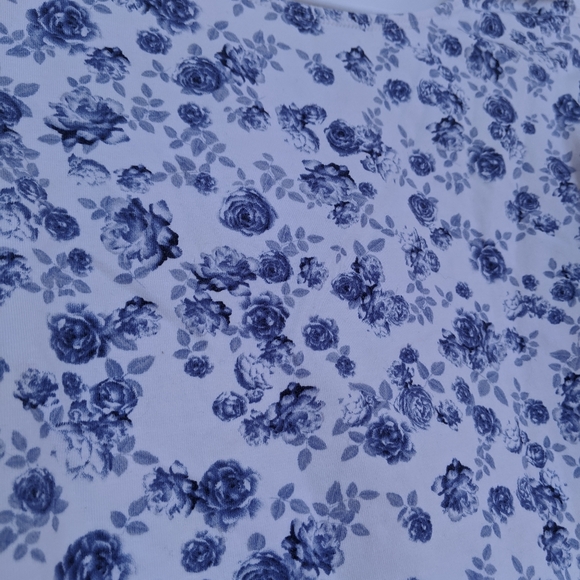 H&M flower crop top - Picture 2 of 3